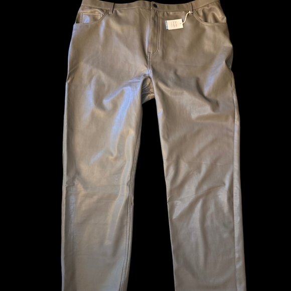 ABERCROMBIE & FITCH VEGAN LEATHER PANT - Picture 1 of 6